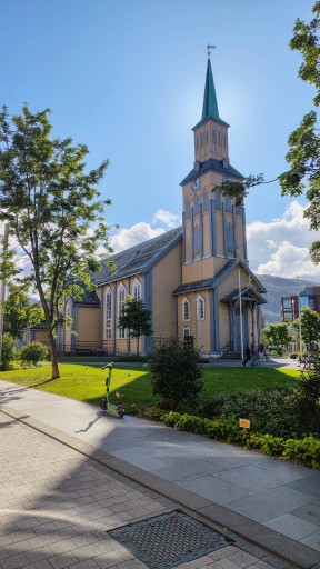 Tromso - Kirche.jpg